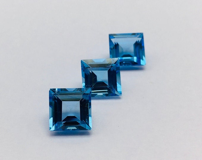 Swiss blue topaz cut stone/ shape square/ width 8.00mm/ length 8.00mm/ height 5.50mm/ piece 1/ weight 3.08 carat/ price 88.00 usa dollar