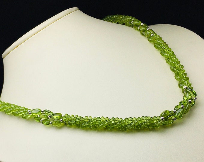 Designer necklace/Natural Peridot/Faceted rondelle/Smooth oval/Gemstone necklace/Birthday gift/Anniversary gift/Wedding gift/Party gift/Rare