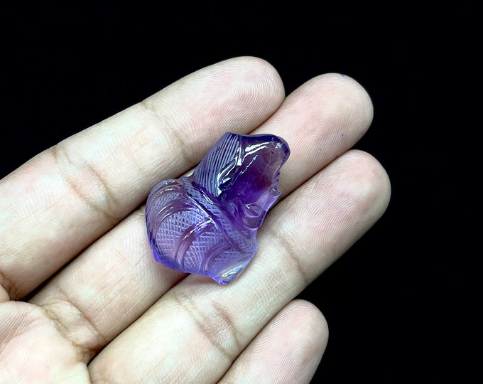 Natural AMETHYST /Hand carved/Head shape/Width 17 MM/Length 35MM/Height 13MM/Gemstone carving/Amethyst carving/Loose carving/Rare
