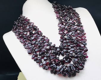 GRANATE ROJO natural/Forma de hoja tallada a mano/5x7MM hasta 9x12MM/1266.00 Ct/1150.00 Dólares/Hermoso collar de granate rojo/Cuentas perforadas laterales/Trasero