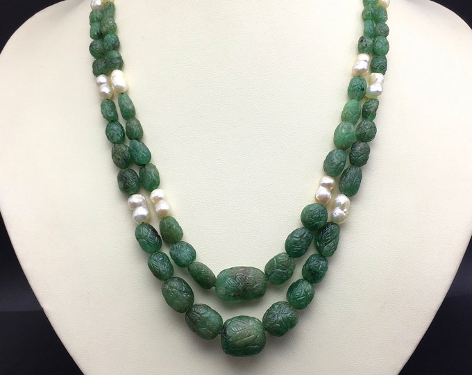 Natural EMERALD/Genuine PEARL/Hand carved tumble shape/Beautiful Old Emearld necklace/Approx. 5x8MM till 13x18MM/Amazing necklace/Unique
