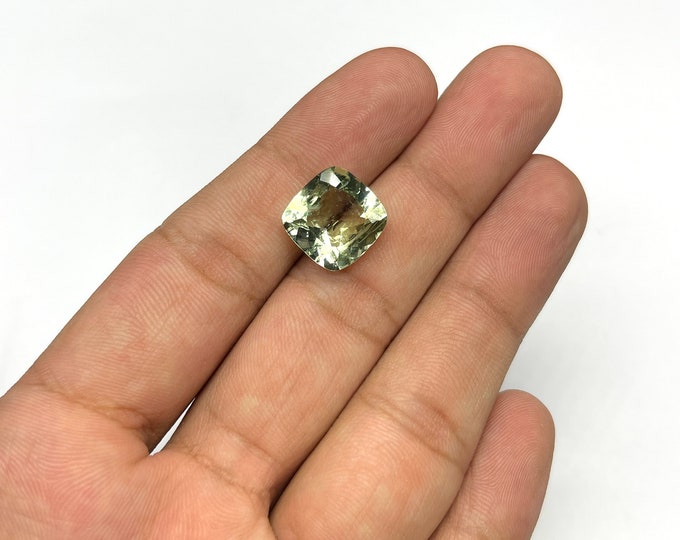 Natural GREEN BYREIL ( AQUAMARINE )/Cushion shape/Size 13.50x13.50MM/Beautiful deep green color gemstone/Aquamarine for ring, pendant,brooch