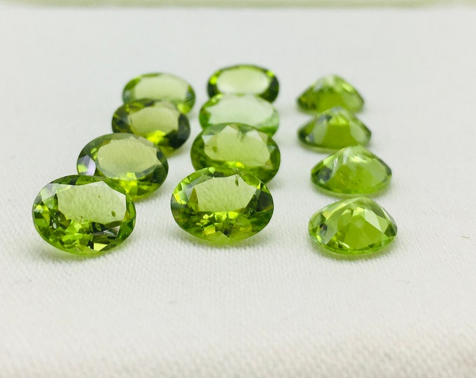 8X10 OVAL 12 Pieces 28.30 Carats Natural Gemstones Top Quality PERIDOT Cut Stones Lot, Loose Gemstones, Back Point Gemstone, Rare To Find,