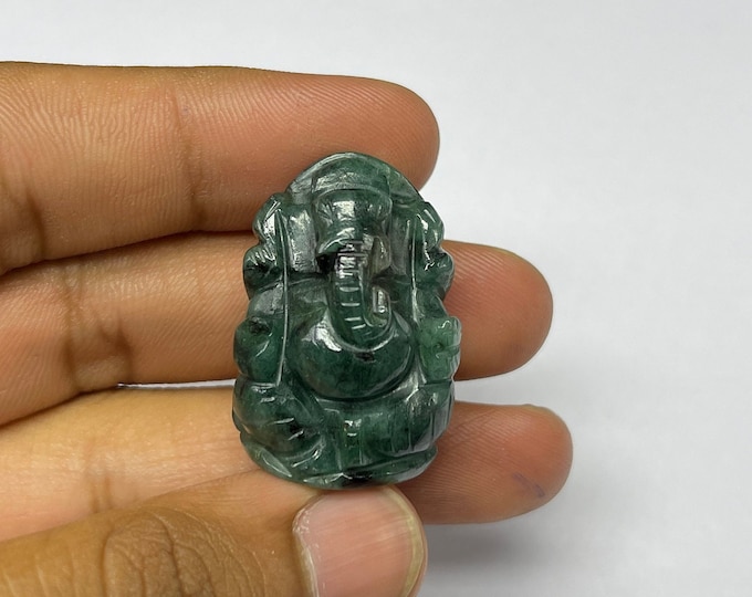 Natural EMERALD/Hand carved/Lord GANESHA/W 22MM/H 31MM/D 20MM/97.60  Ct/For Home Decor/For Home Temple/Rare carving/For Office temple