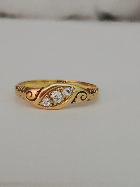 Edwardian 18ct Gold and Diamond Ring