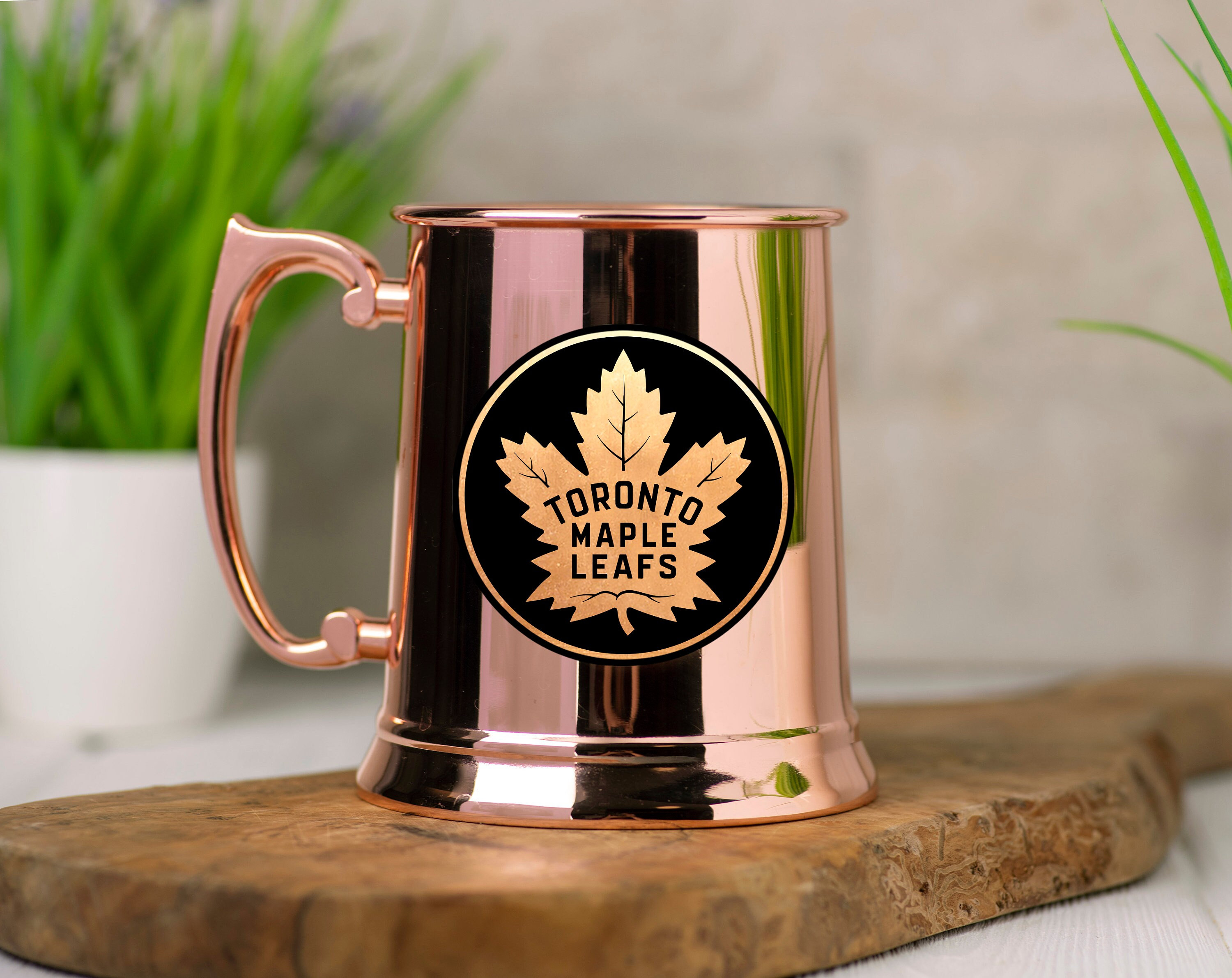 355ml/12oz Embossed Maple Leaf Ceramic Mug with Squirrel Stirrer