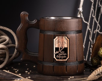 Boccale da birra personalizzato con drago verde, boccale da birra in legno Fantasy Tavern, regalo di Natale medievale personalizzato con incisione per lui
