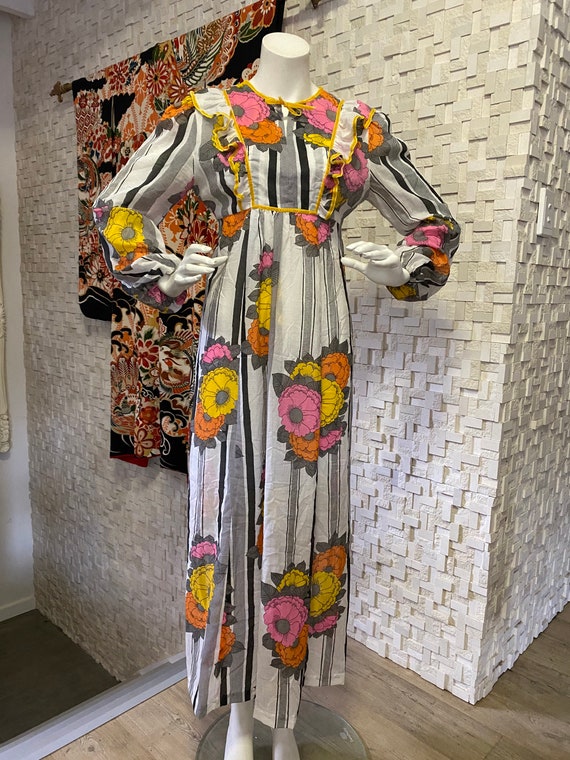 Vintage seventies hippie boho maxi dress