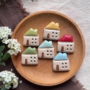 Hand Painted Little House Ceramic Buttons, Underglaze 4-Hole Buttons, Cottage Buttons for Knitting, Blouse, Kids Clothing Sewing Supplies