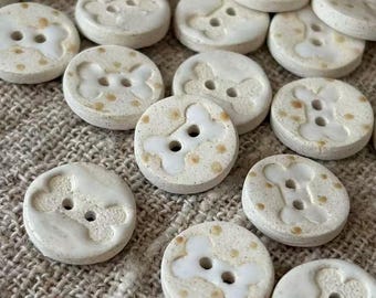 Handmade Bone Embossed Ceramic Buttons 15mm, Rustic Speckled Porcelain 2‑Hole Sewing, Knitting Buttons for Doll Clothes, Craft Embellishment