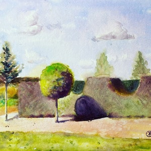 Puede incluir: Pintura acuarela de un paisaje con tres árboles y un muro de piedra. Los árboles son verdes y el muro es gris. El cielo es azul con nubes blancas. La pintura está firmada "X23".