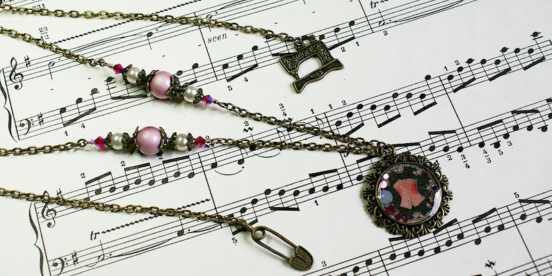 style vintage unique handmade Boho necklace mid-long magic beads corset charm couture rhinestone Crystal
