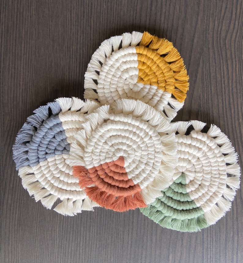 COASTERS Set of 2 Dual Toned Coasters Macramé Spiral Woven Boho Modern Decor Retro image 2