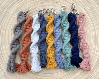 SPIRAL | Macramé Keychain Fob Back Charm| Boho Modern Decor Retro