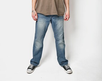 Y2K vintage straight distressed wash jeans | 00's era medium blue washed bleached jeans | 33/32 size