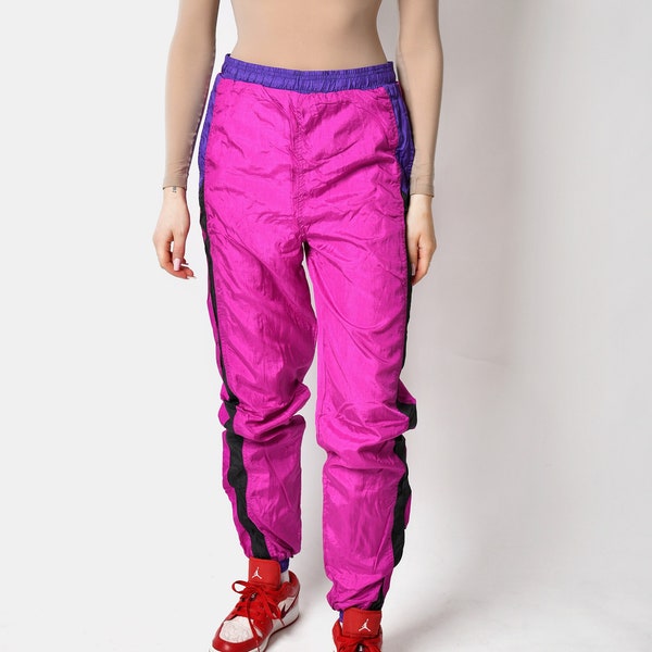 Joggers de viento vintage en color rosa / Pantalones deportivos de nailon retro de los años 90 / Pantalones de pista de la vieja escuela de los años 80 fondo de viento / XS / Talla pequeña