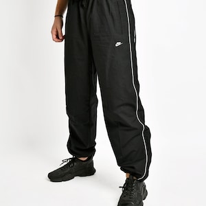 90's Nike Black Nylon Pants - M – JReyesFashion