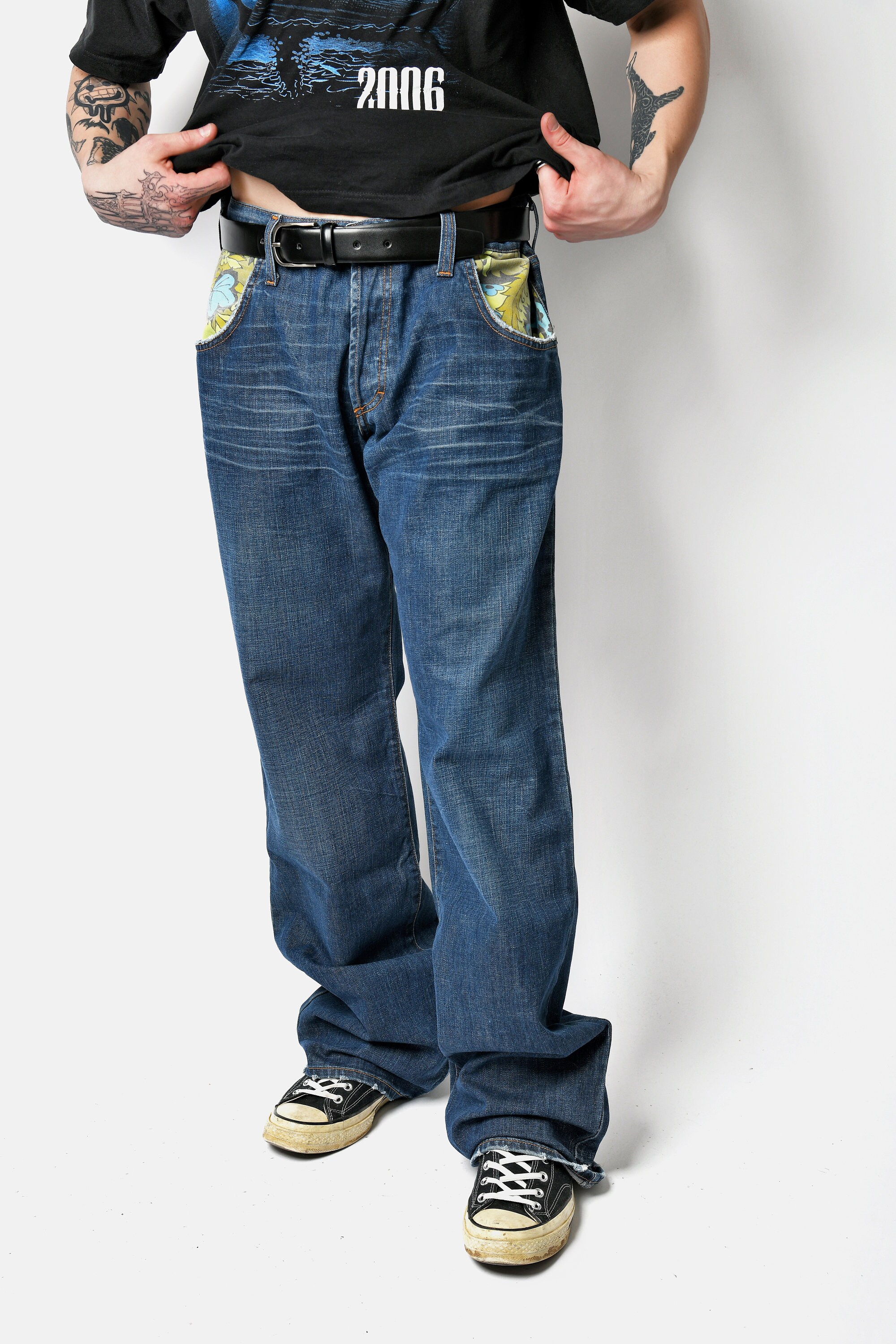 Y2K Dolce Gabbana D&G Dark Washed Blue Jeans | 2000s 00s Era Y2K Dolce Gabbana D&G Dark Washed Blue Jeans | 2000s 00s Era