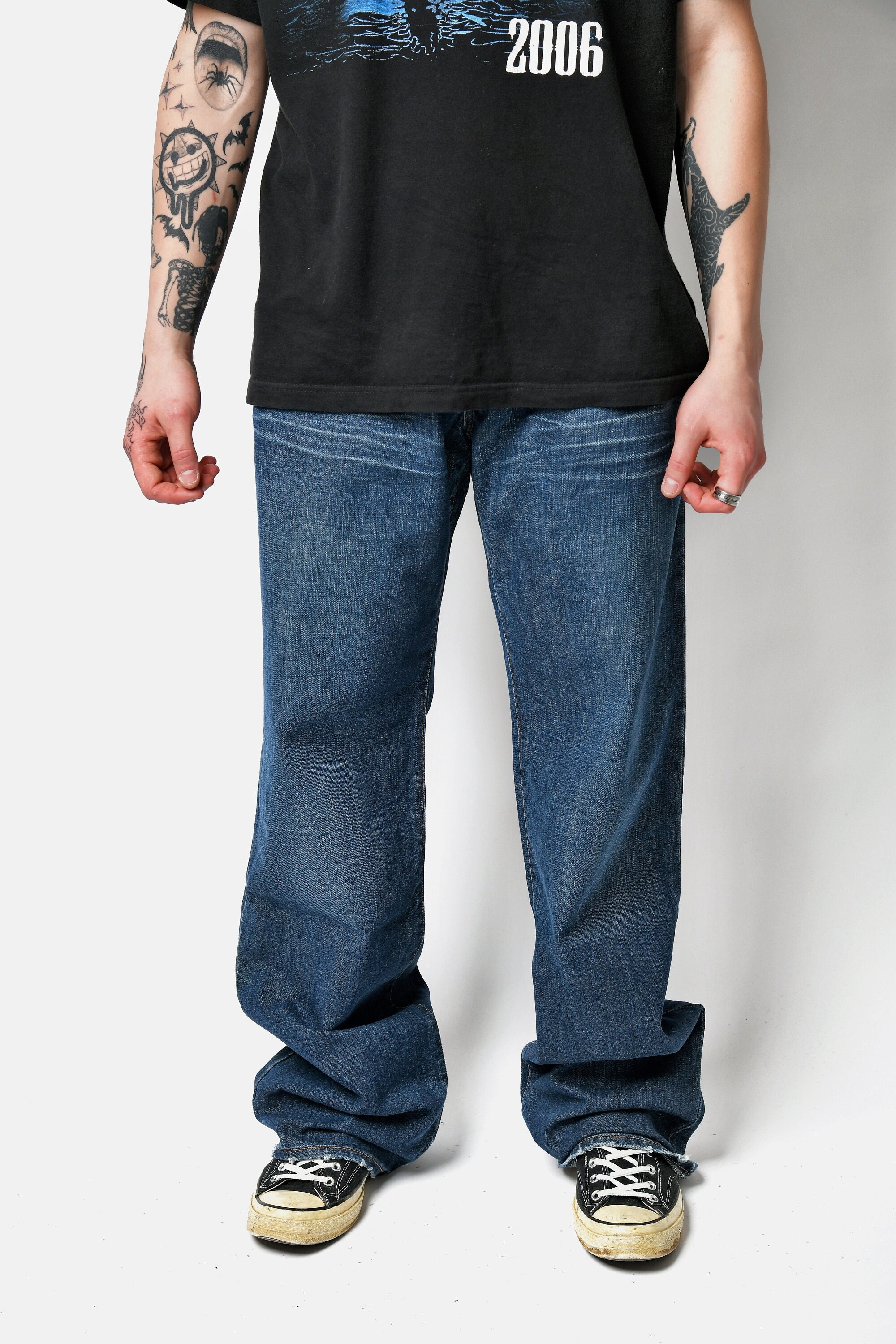 Y2K Dolce Gabbana D&G Dark Washed Blue Jeans 2000s 00s Era Baggy Jeans for Men Vintage Deadstock Jeans XXL 54 Size - Etsy Y2K Dolce Gabbana D&G Dark Washed Blue Jeans 2000s 00s Era Baggy Jeans for Men Vintage Deadstock Jeans XXL 54 Size - Etsy