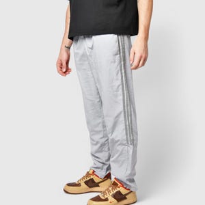 ADIDAS vintage shell pant in grey colour | Old School Y2K 90s style men&#39;s track trousers | Sports wind joggers for men | Size - Large L