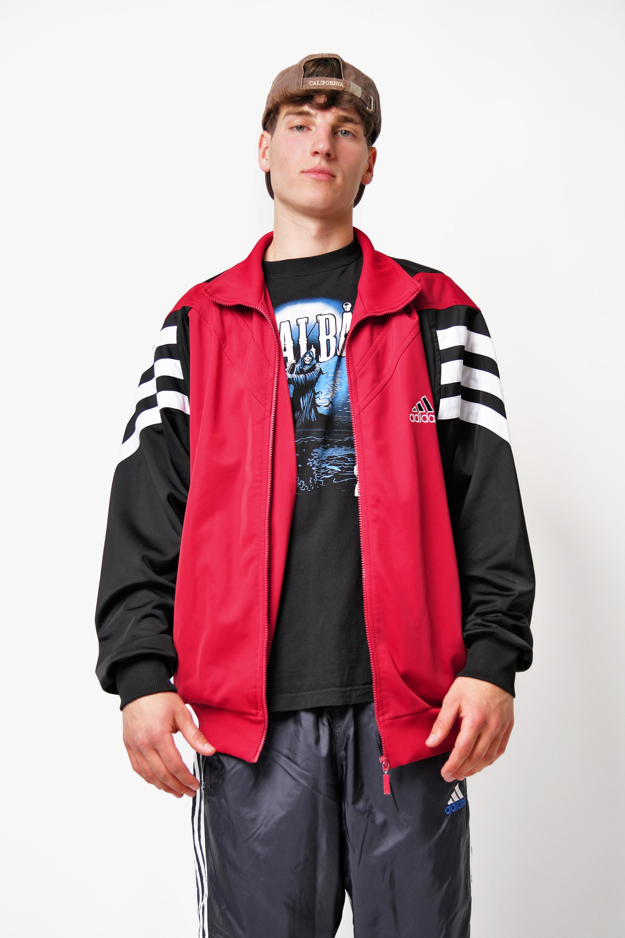 adidas 赤 ストライプ ウォームアップウェア ユーゴスラビア製 adidas 赤 ストライプ ウォームアップウェア ユーゴスラビア製