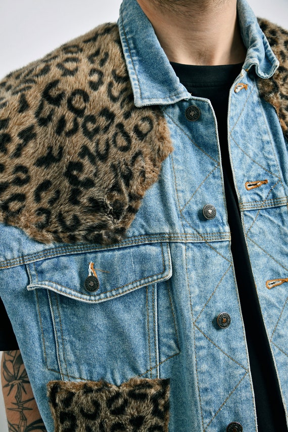80s vintage denim vest leopard print fur men | Me… - image 6
