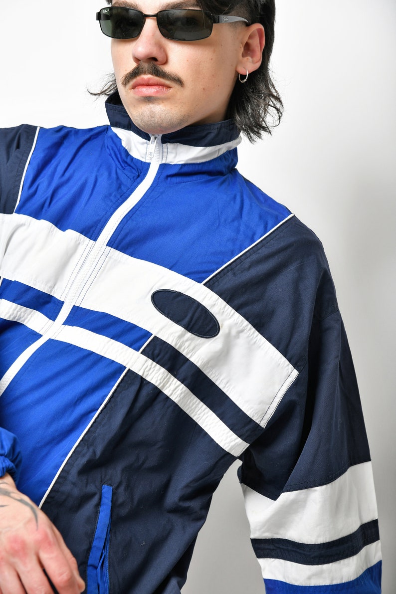 Mens vintage jacket blue white Lightweight windbreaker shell sport jacket 90s Y2K tracksuit top trainer track jacket for men Medium M image 4