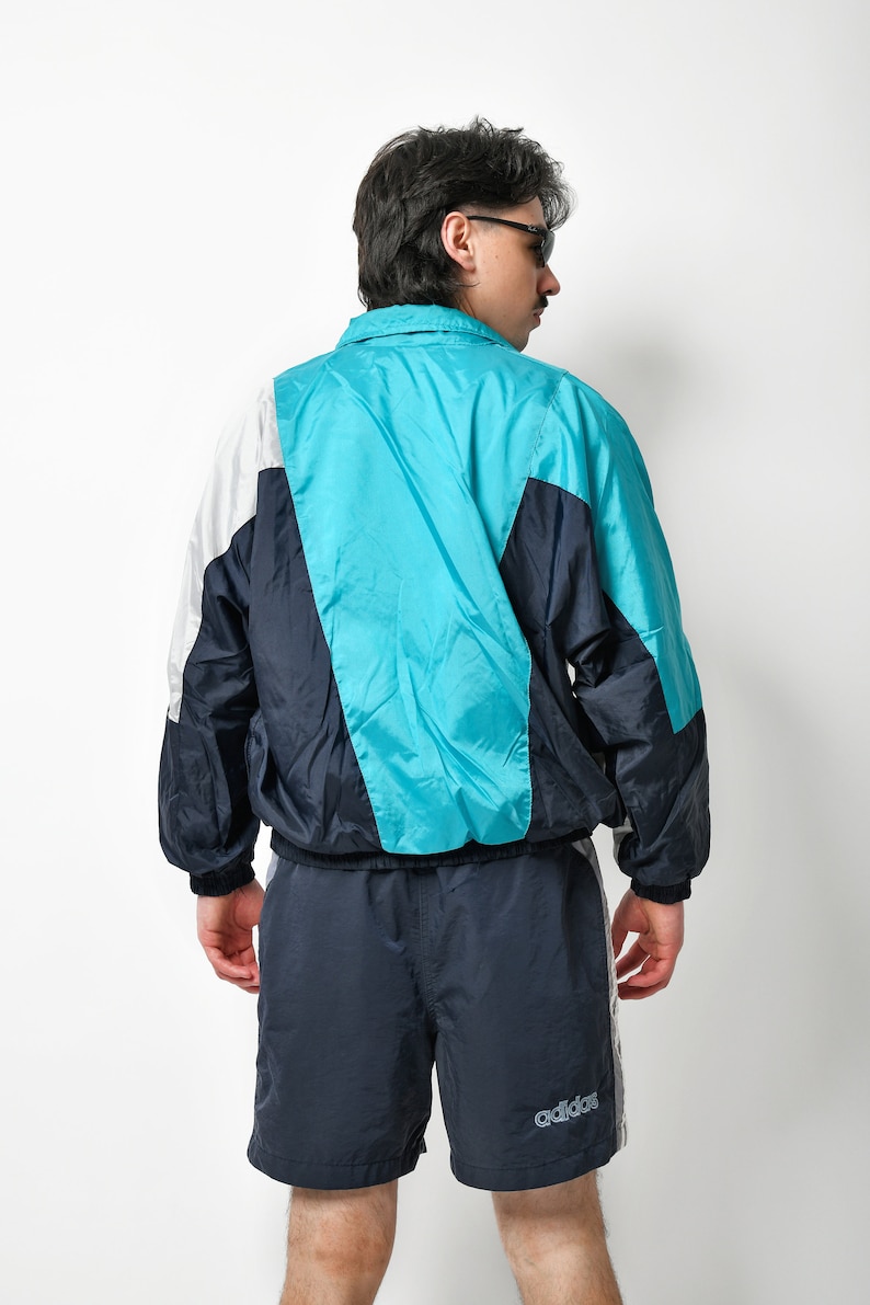 90s vintage sport windbreaker blue colour Men's lightweight sport shell jacket Athletic zip up wind 80s outerwear top coat Medium M image 5