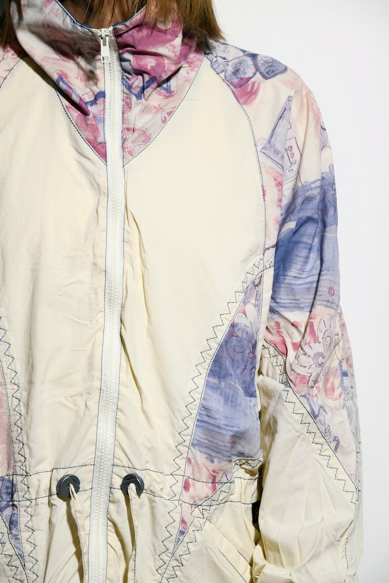 Vintage 80s windbreaker pastel jacket women Size SmallMedium SM Athletic sport shell rain coat 90s abstract lightweight wind jacket