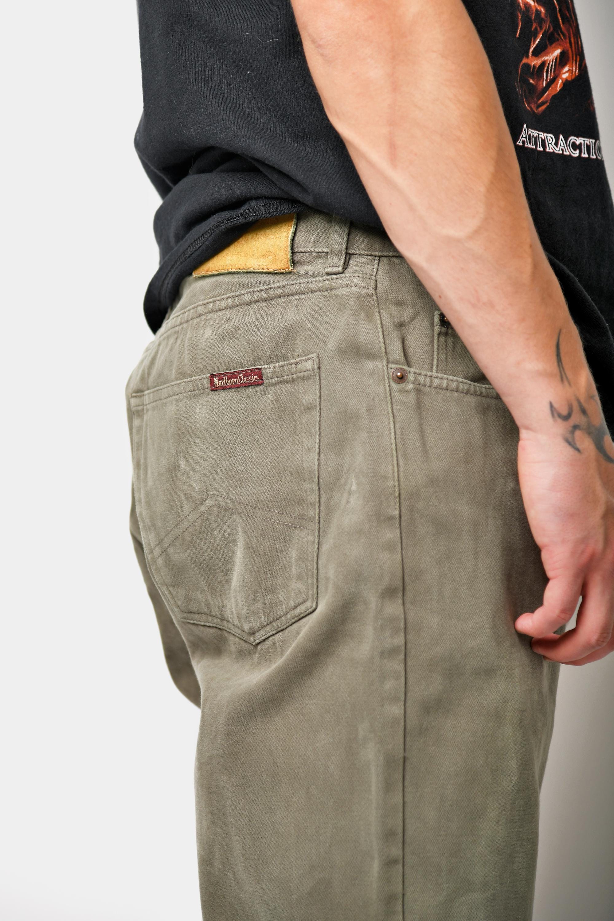 Vintage Marlboro Classics Cotton Pants Jeans for Men in Khaki Vintage Marlboro Classics Cotton Pants Jeans for Men in Khaki
