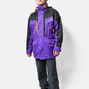 90s vintage parka jacket in purple Warm fall winter ski jacket men Retro 80s skiing sport hooded snow shell coat Large L size image 3