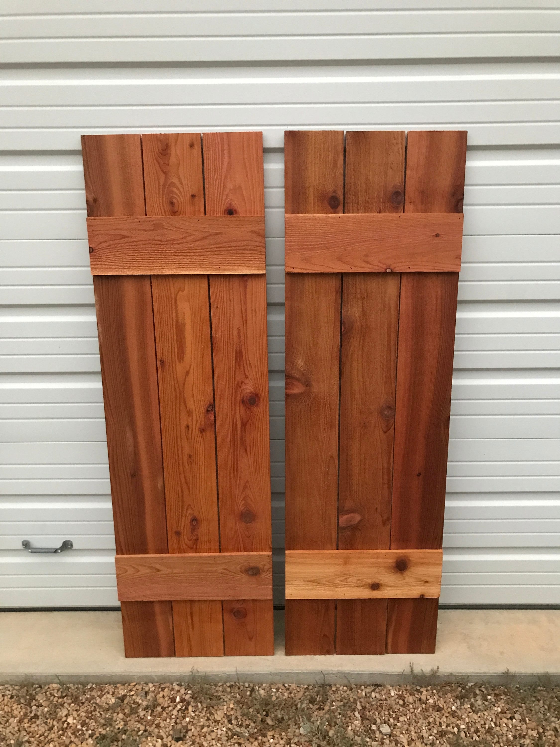 5 OFF BEST SELLER Custom Cedar Shutters Rustic Shutters Etsy.de