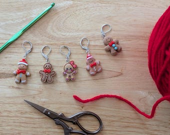 Gingerbread Stitch markers - resin crochet or knitting progress keepers, set of 5 with clasps, biscuits, cookie Christmas cute Xmas festive