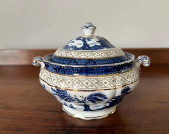 Booth’s Real Old Willow Twin Handle Sauce / Sugar Bowl with Lid