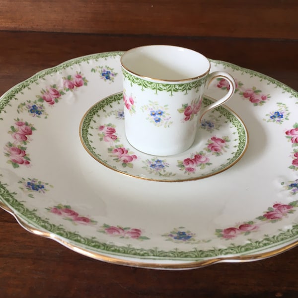 Aynsley fine English bone china coffee can and saucer with cake/serving plate in rose pattern dating to 1920s