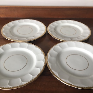 4 Royal Albert Val d&#39;Or Bone China Teeteller