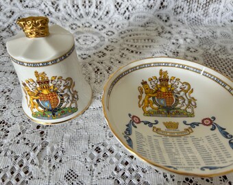 Königin Elizabeth II Silberjubiläum Keramik Erinnerungsstücke - Aynsley Bell und Dish
