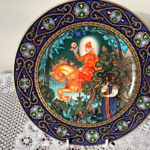 Heinrich Villeroy and Boch Russian Fairy Tales Collectable Plate - The Red Knight.  Original Packaging and Certificate