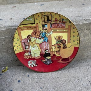 Loveable Teddies Plate, Tender Loving Bear, Vintage Teddies,Vintage Decor, Vintage plates, Teddy Bear Decor, 1980s Decor