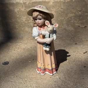 Dolls ★ Jan Hagara Jan Hagara Vintage Porcelain Figurine Barbara C22341 – AKC