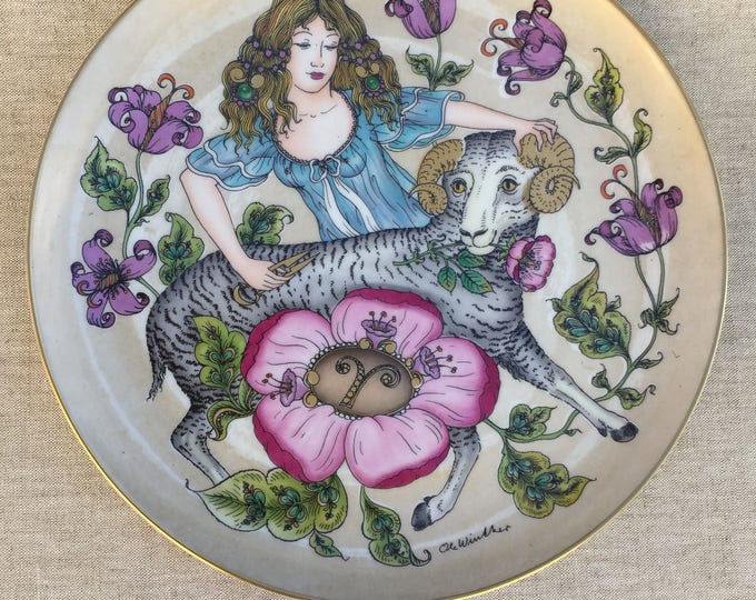 grand plat décoratif en porcelaine Allemande, Hutschenreuther / Ole Winther, signe du zodiac bélier
