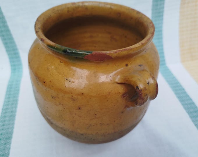 ancien petit pot à graisse, Sud-Ouest, art populaire Français, jaune & vert, troué
