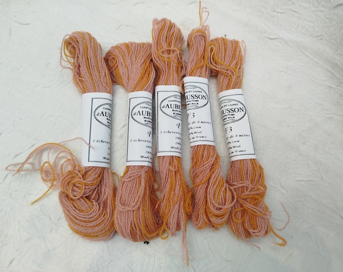 canevas et laines d'Aubusson, manufacture Robert pour F3, 5 échevettes de 8 mètres, 100 % laine