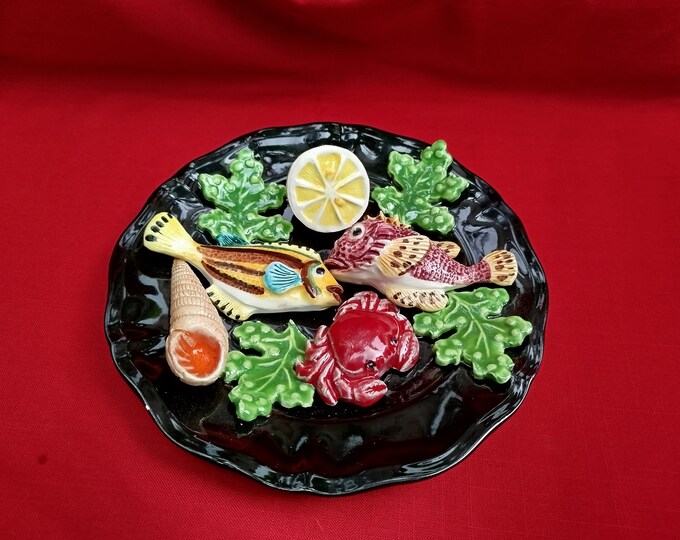 superbe assiette en trompe l'oeil des années 50-60, Vallauris