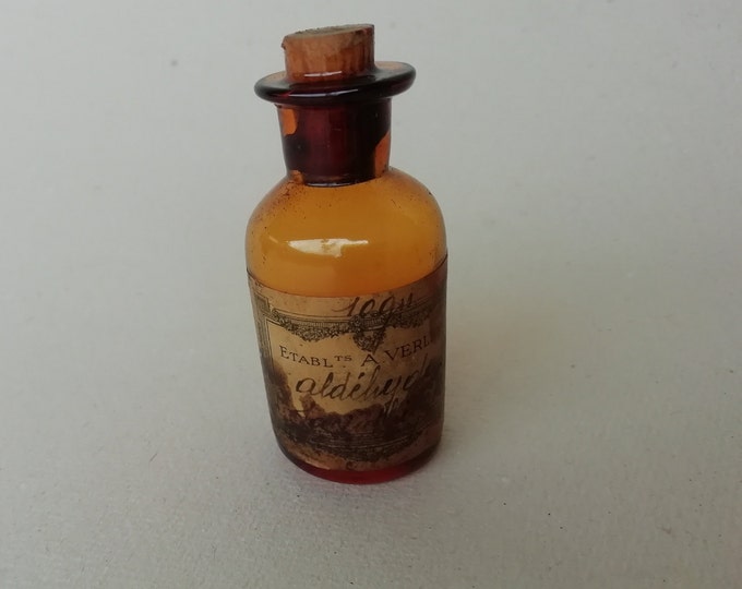 ancien flacon d'essence de parfum, établissement A.Verley, aldéhyde jacinthique