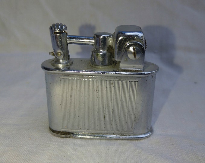 petit briquet ancien art-déco signé Lancel, grande marque Française de luxe