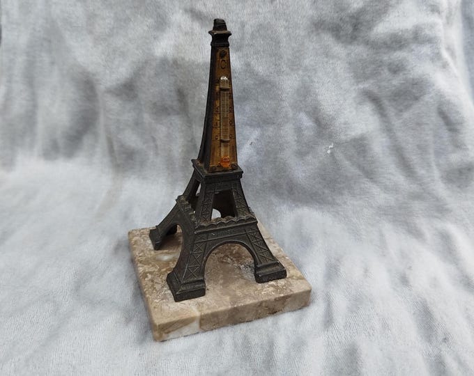 tour Eiffel ancienne faisant thermomètre