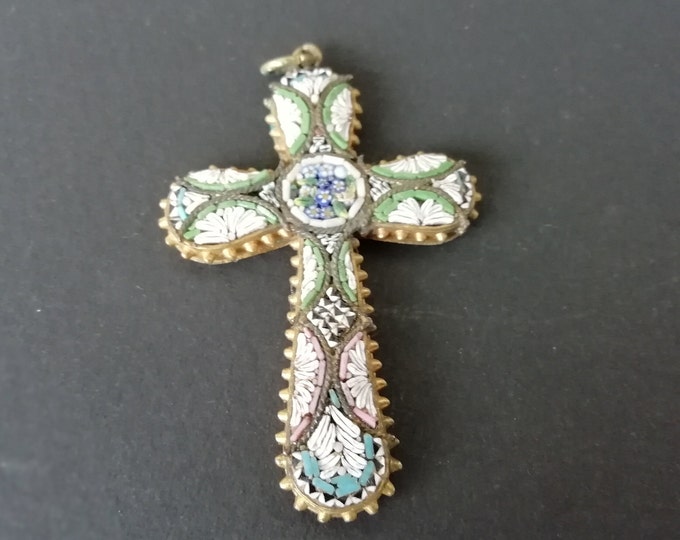 ancienne et superbe croix religieuse en micro mosaïque