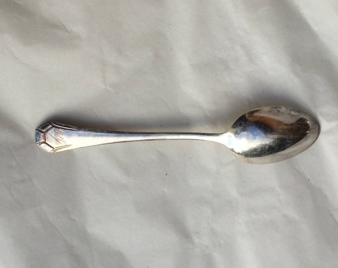 cuillère à soupe ancienne, métal argenté gravé Georges