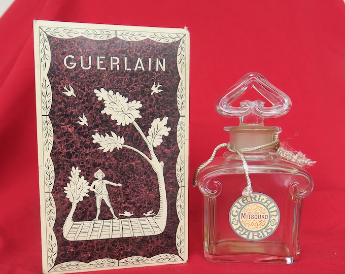 flacon à parfum ancien Mitsouko de Guerlain création Baccarat, flacon de collection